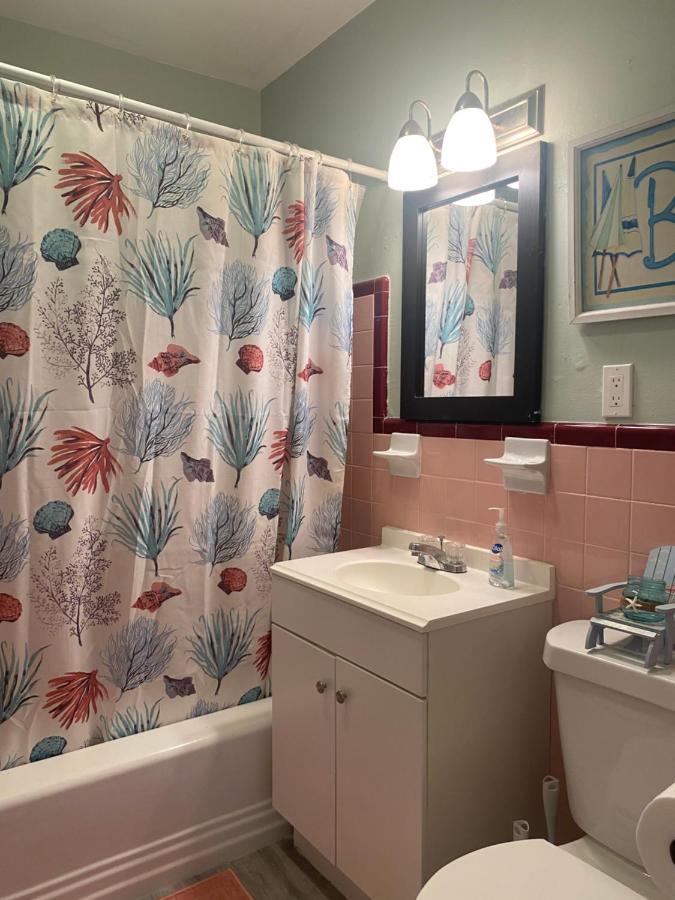 5 Min To Beach Large Living Room Fenced Backyard Bbq Firepit Driveway Boat Parking Lake Worth Beach Εξωτερικό φωτογραφία