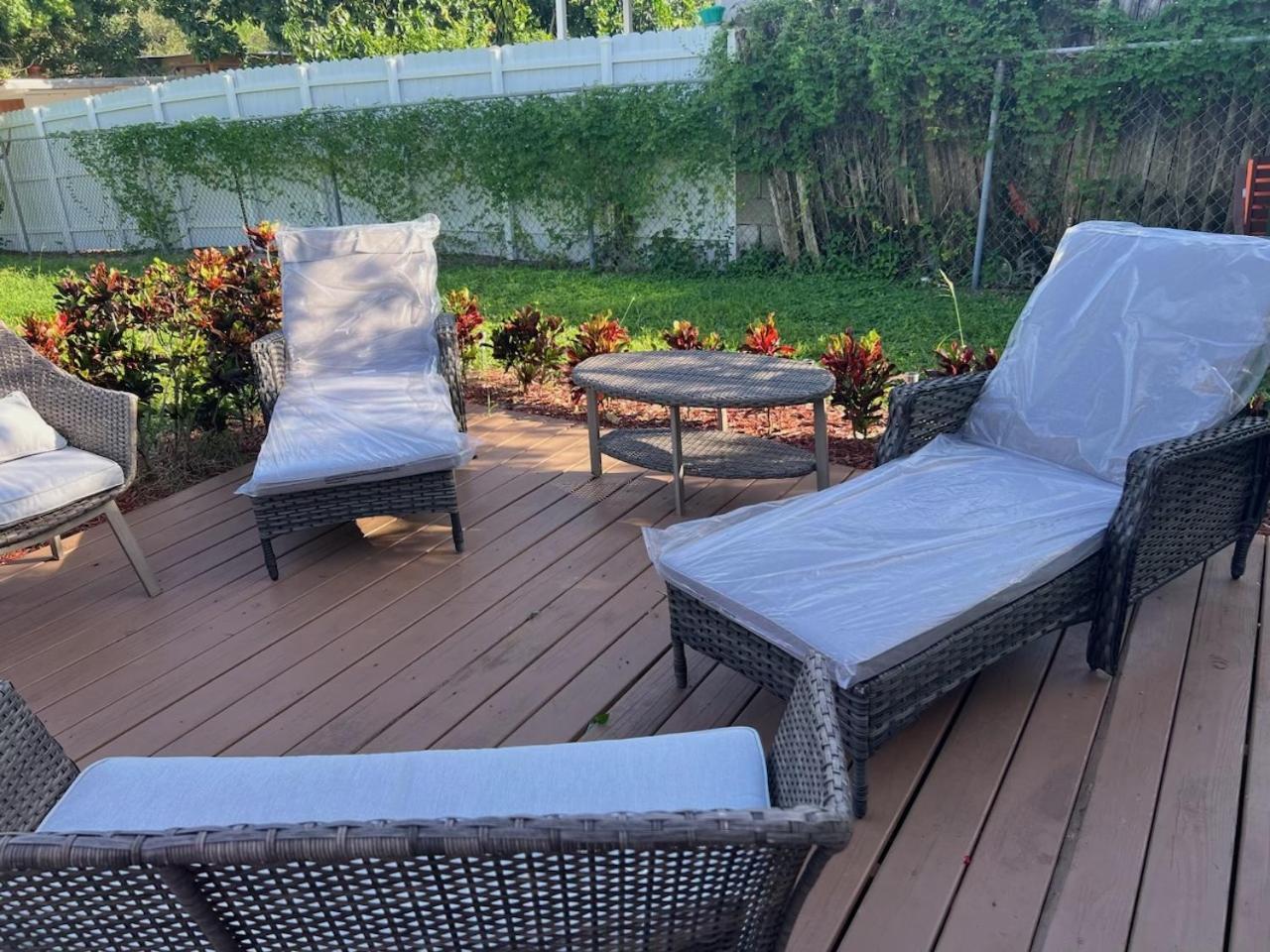 5 Min To Beach Large Living Room Fenced Backyard Bbq Firepit Driveway Boat Parking Lake Worth Beach Εξωτερικό φωτογραφία